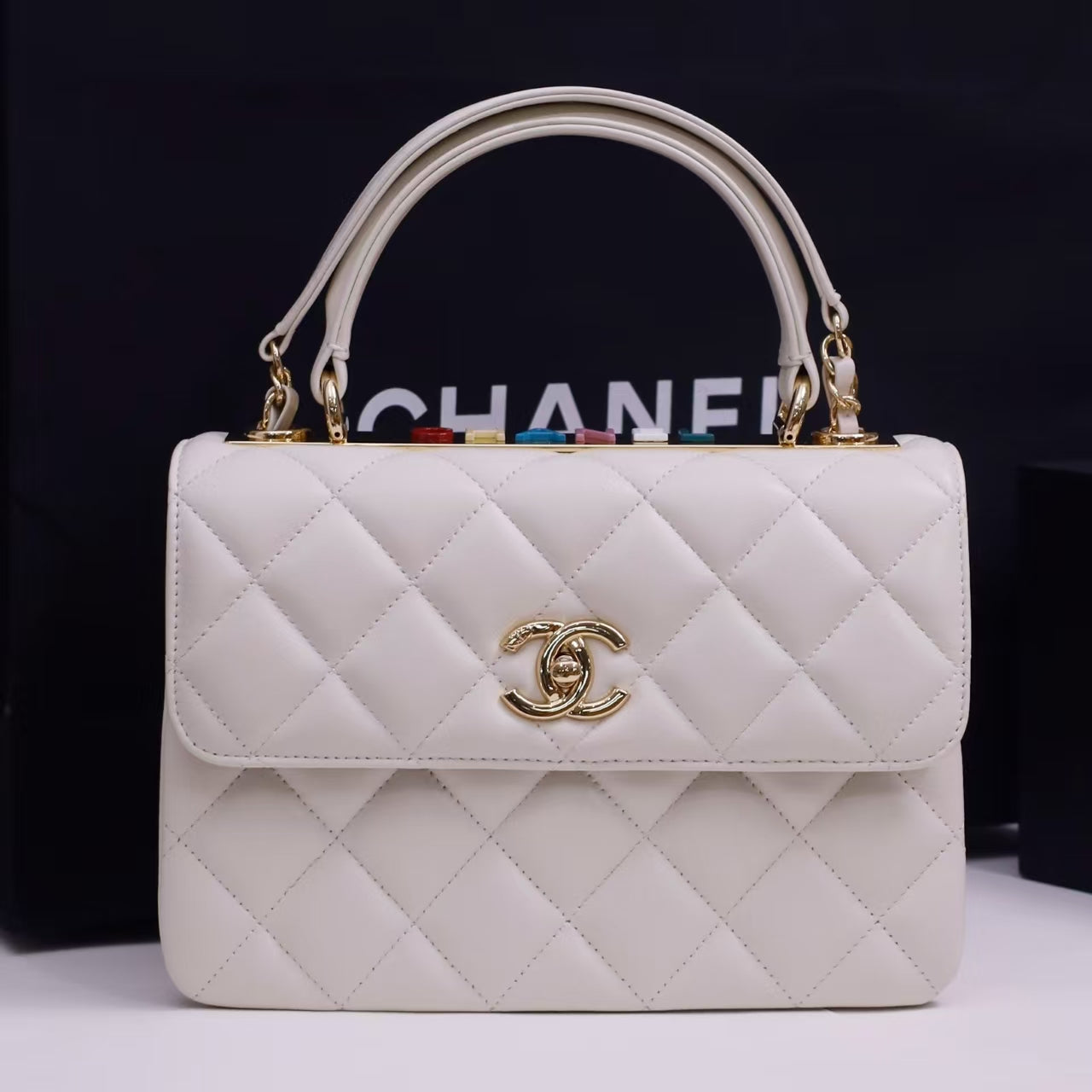 Pre-Owned  Authentic Chanel Trendy Multi-Color