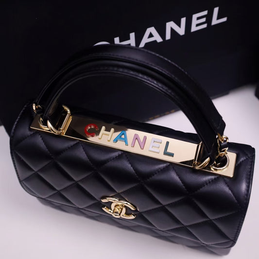 Pre-Owned Authentic Chanel Trendy Multi-color