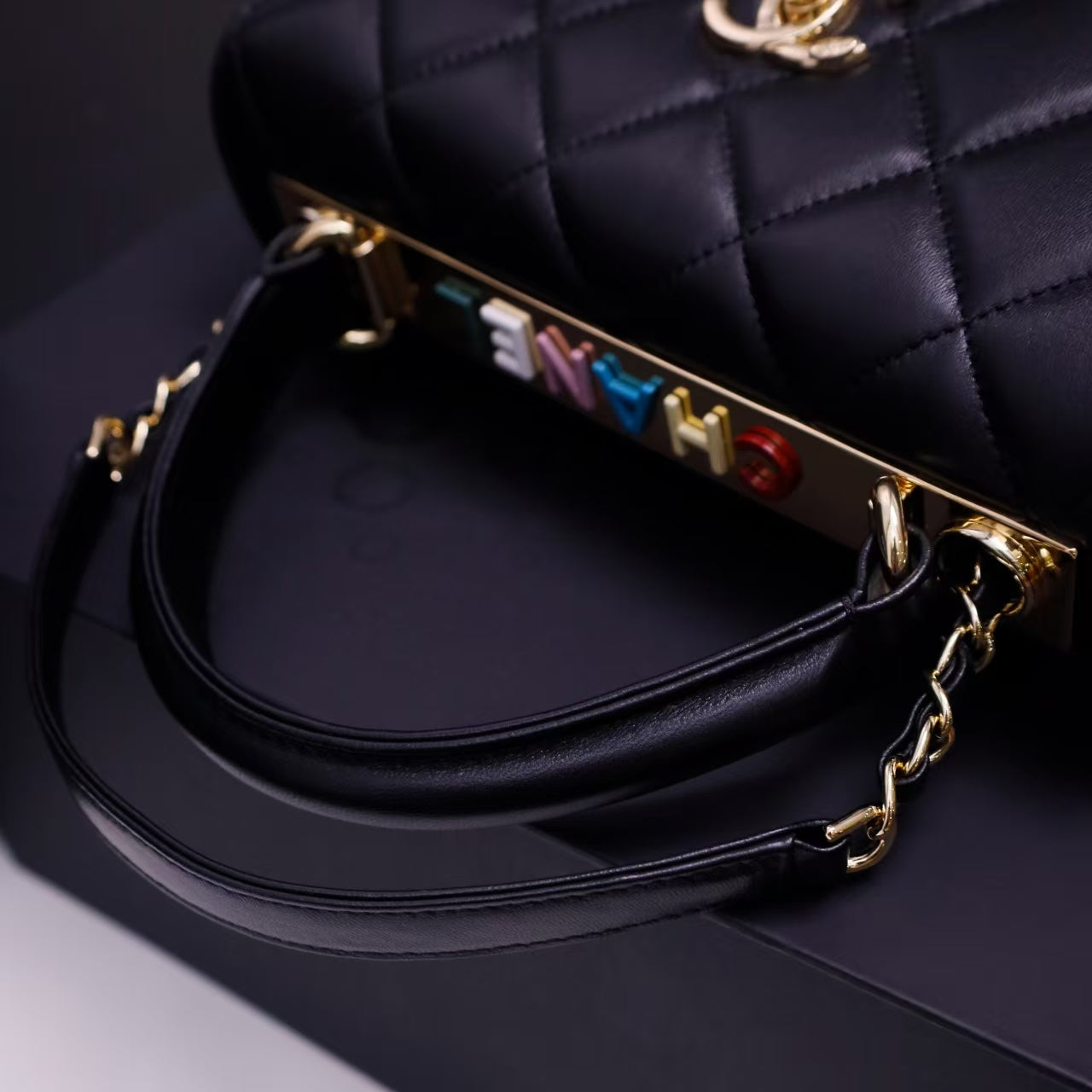 Pre-Owned Authentic Chanel Trendy Multi-color