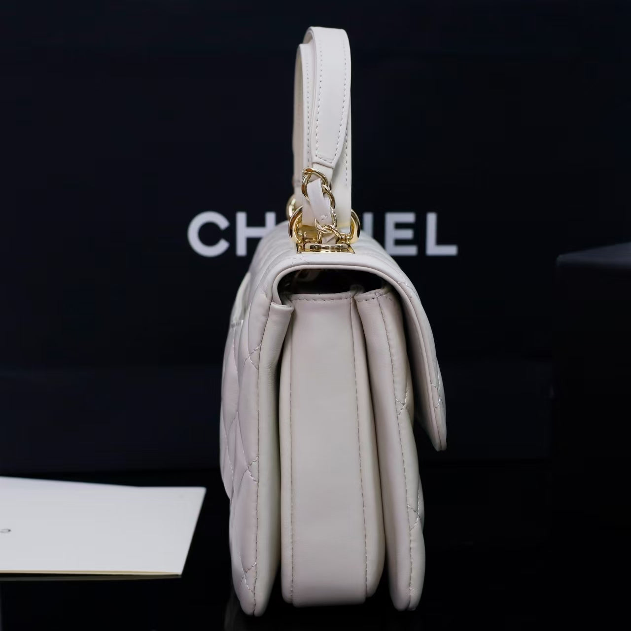 Pre-Owned Authentic 25cm Chanel Trendy Large  Bag White