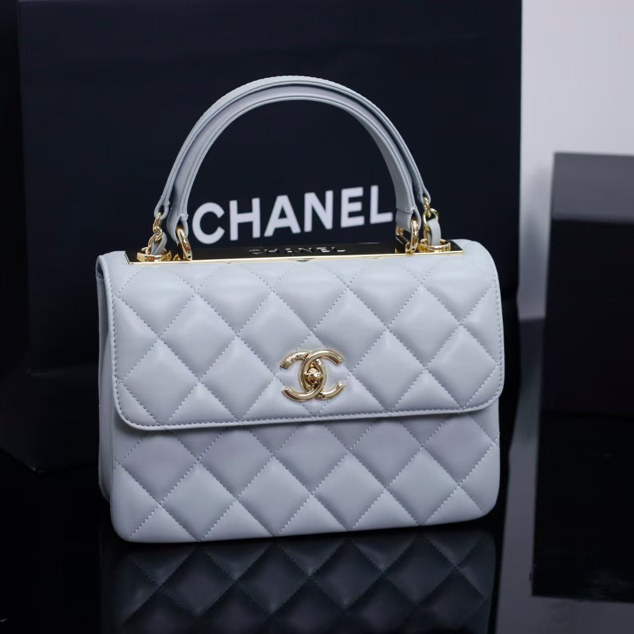 Pre-Owned Authentic 25cm Chanel Trendy Large Bag Light  Blue Gray