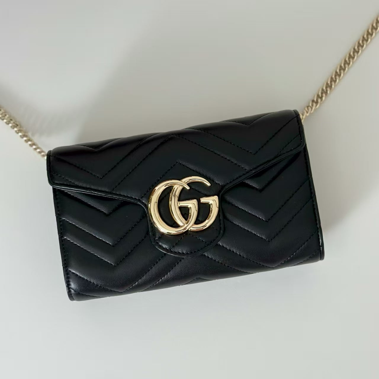 Gucci GG Marmont Small Black Bag Pre-Owned Authentic