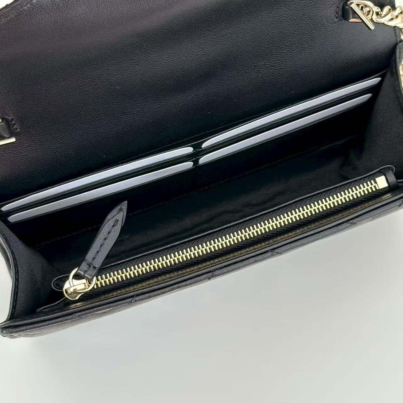 Gucci GG Marmont Small Black Bag Pre-Owned Authentic