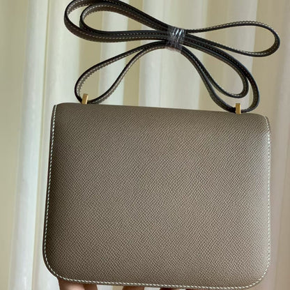 Pre-Owned Authentic - Hermes Constance 18 Epsom Leather Elephant Grey with Rose Gold Hardware