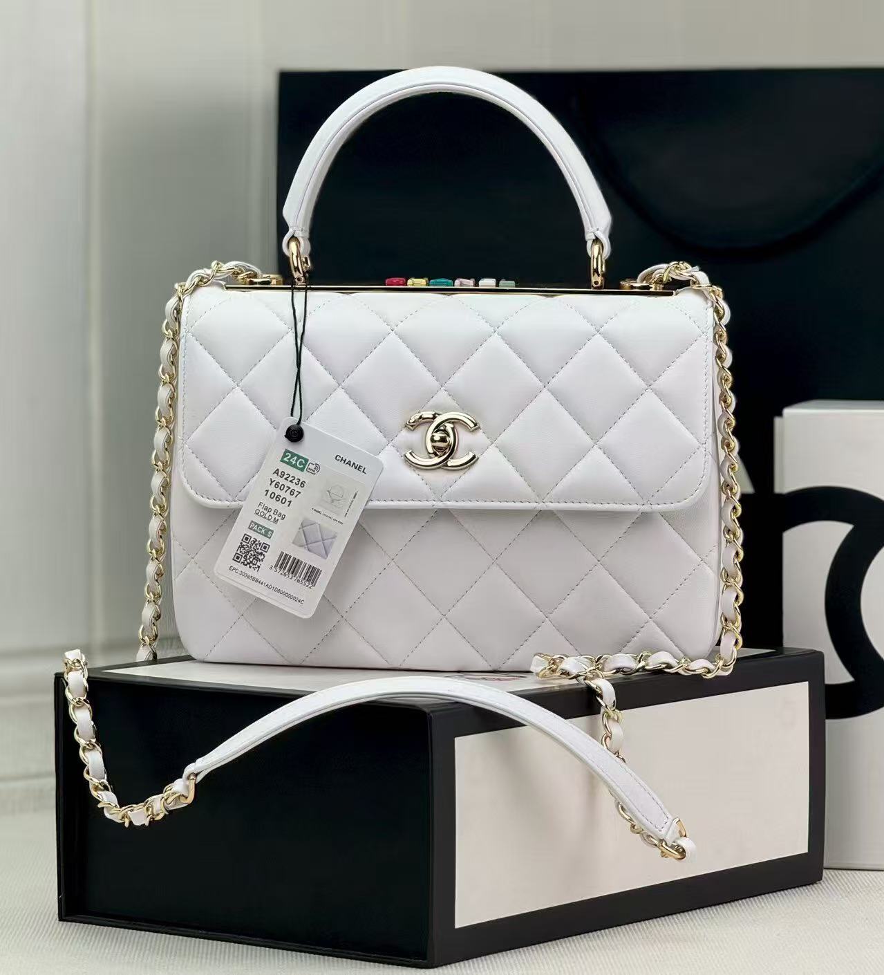 Pre-Owned  Authentic Chanel Trendy Multi-Color