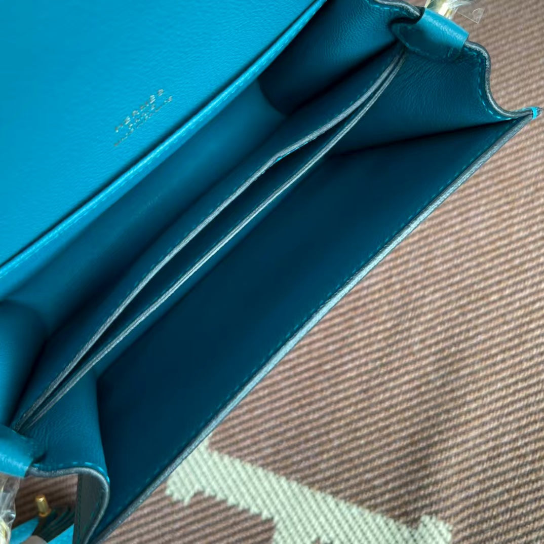 Hermès Mini Sac Roulis in Bleu du Nord Evercolor with Gold Hardware – Pre-Owned Authentic