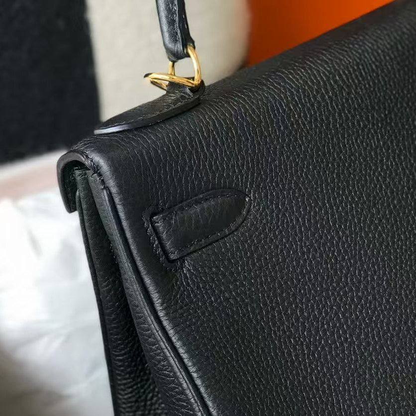 Hermès Kelly Sellier 25 in Black Epsom with Gold Hardware – Pre-Owned Authentic