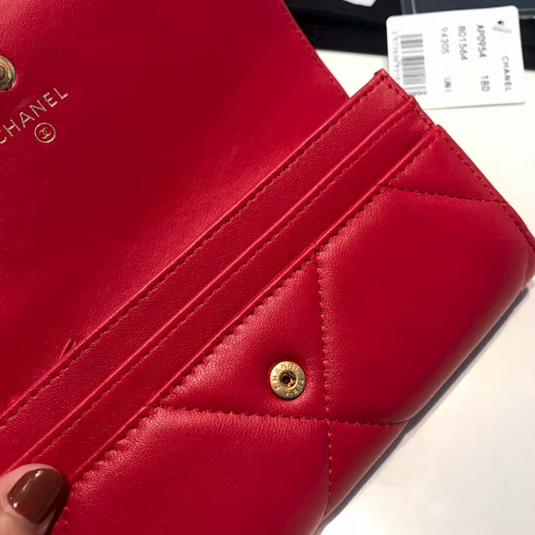 Chanel 19 Quilted Flap Wallet in Red Goatskin with Aged Brass CC – Pre-Owned Authentic