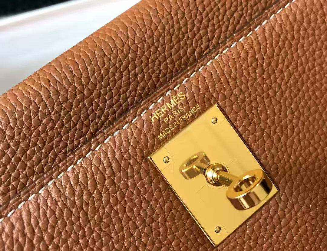 Hermes Kelly 25 Retourne Togo Leather in Gold – Pre-Owned Authentic