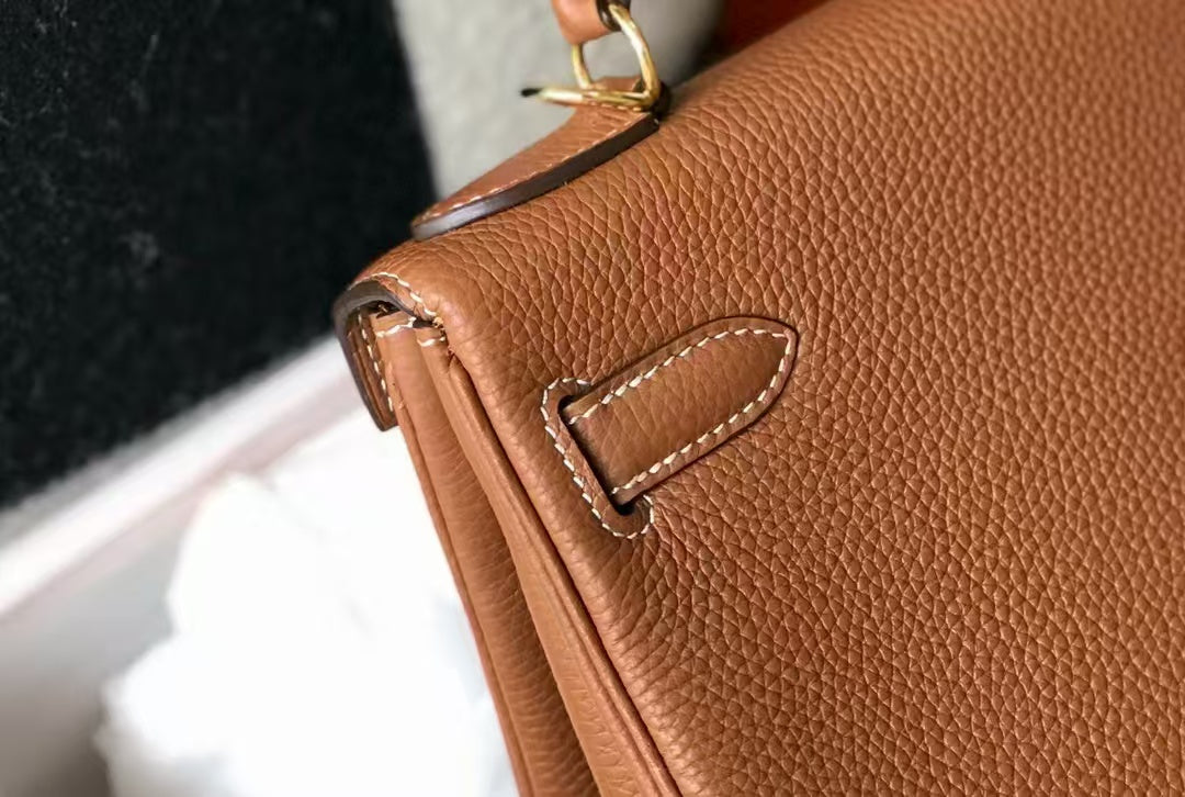 Hermes Kelly 25 Retourne Togo Leather in Gold – Pre-Owned Authentic