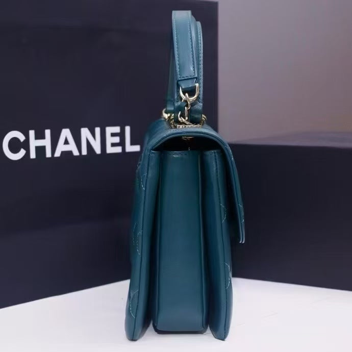 Pre-Owned Authentic 25cm Chanel Trendy Large Bag Dark Green with Crystals