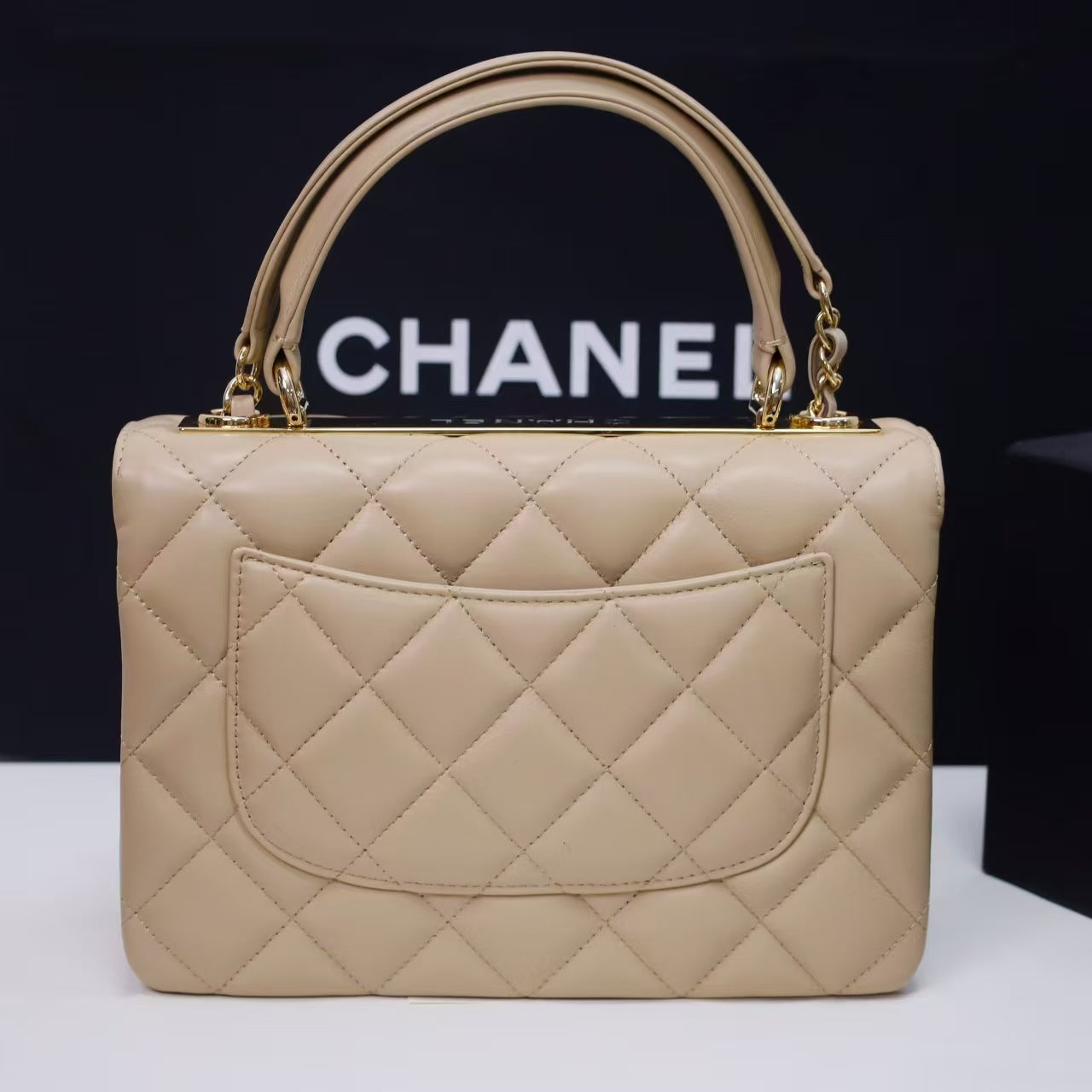 Pre-Owned Authentic 25cm Chanel Trendy Large Bag Apricot Light Gold 93266
