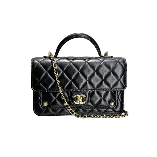 Pre-owned Authentic Chanel Clutch with Chain with Top Handle Black
