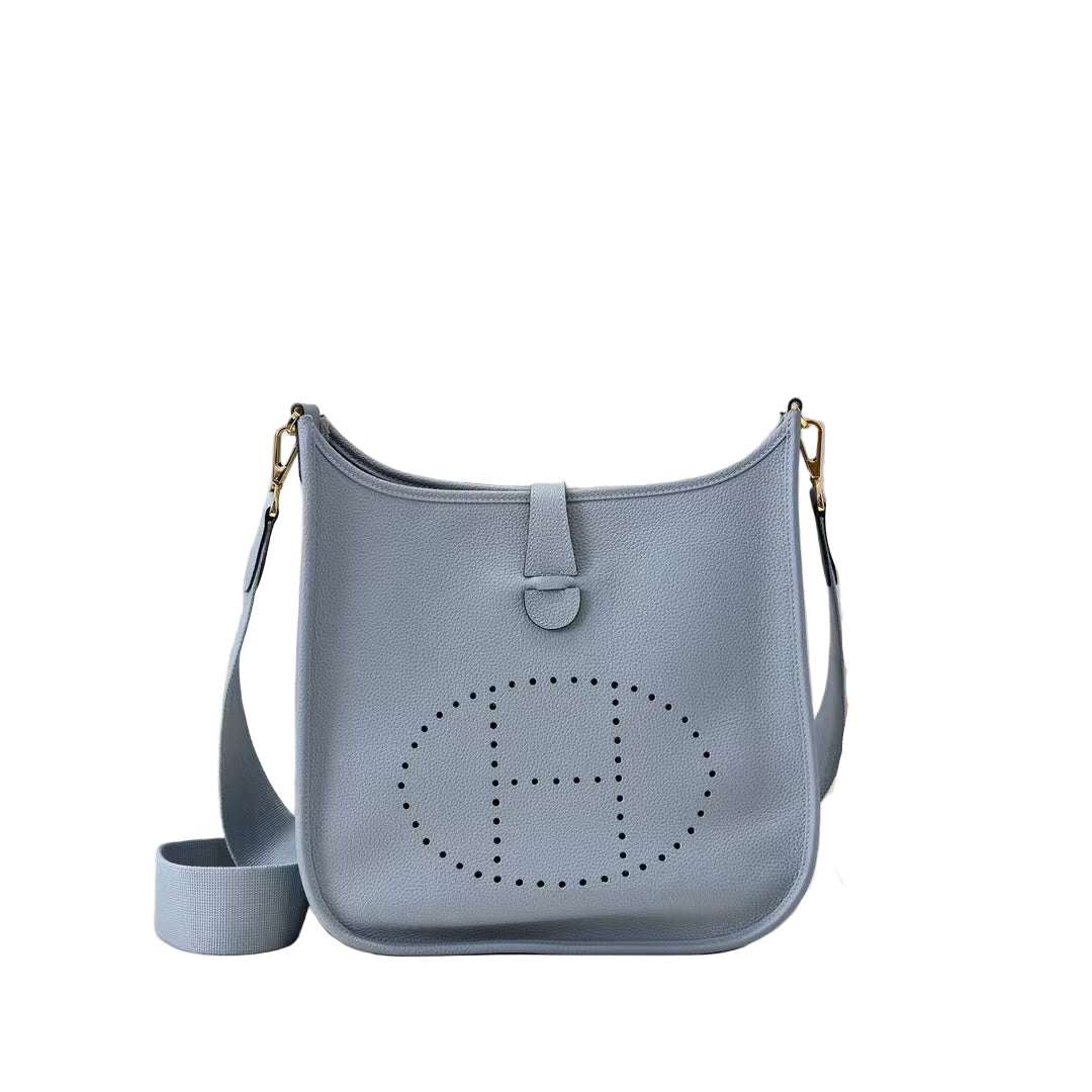 Pre-Owned Authentic Hermes Evelyne 23  Light Blue