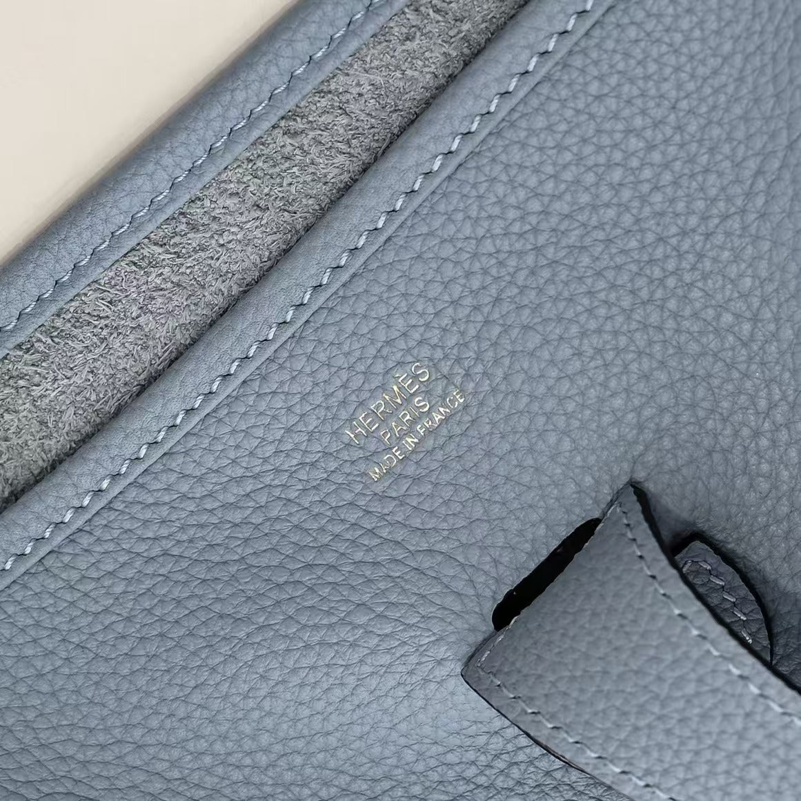 Pre-Owned Authentic Hermes Evelyne 23  Light Blue