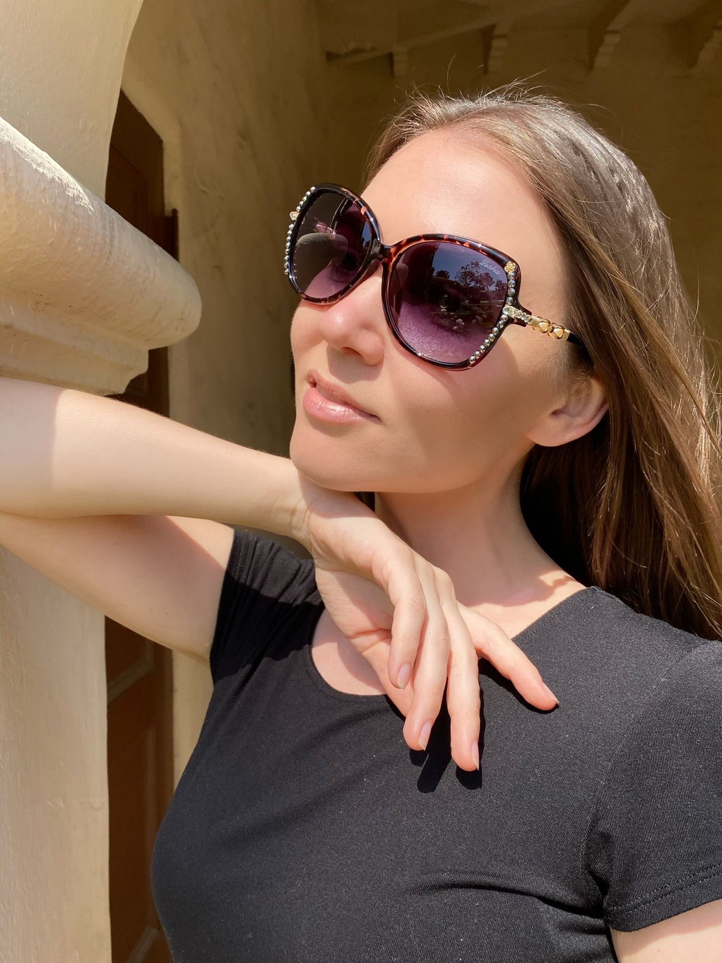 LE192004 TR-B Leah. S Sunglasses